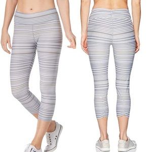 NWOT CK Journey Performance Yoga Capri Legging